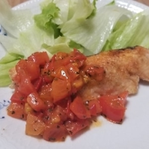 鮭のムニエル☆トマトバジルソース